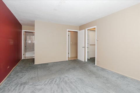Tiny photo for 2000 Saint Regis Drive #6J, Lombard, IL 60148 (MLS # 12760346)