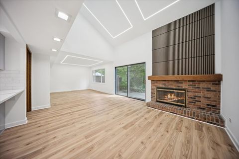 Tiny photo for 567 Cress Creek Lane, Crystal Lake, IL 60014 (MLS # 12619542)