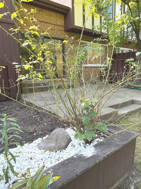 Tiny photo for 567 Cress Creek Lane, Crystal Lake, IL 60014 (MLS # 12619542)