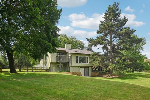 Tiny photo for 38W608 Sunvale Drive, Elgin, IL 60124 (MLS # 12423813)