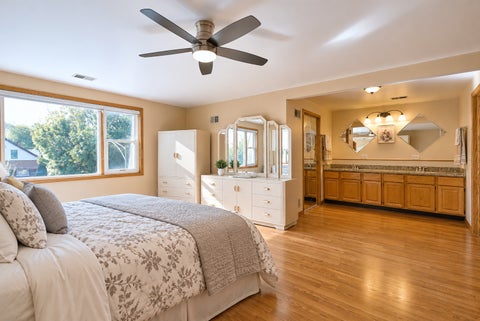 Tiny photo for 6654 W Imlay Street, Chicago, IL 60631 (MLS # 12796550)