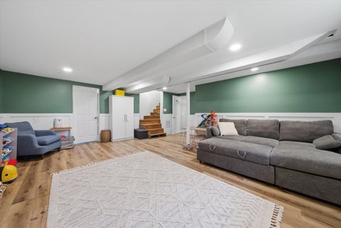 Tiny photo for 1402 E Evergreen Street, Wheaton, IL 60187 (MLS # 12750727)