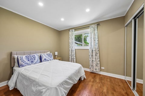Tiny photo for 1425 N Wilke Road, Arlington Heights, IL 60004 (MLS # 12678702)
