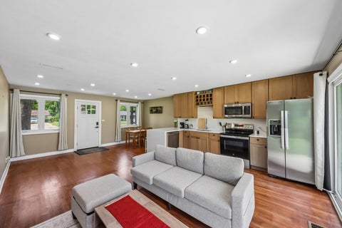 Tiny photo for 1425 N Wilke Road, Arlington Heights, IL 60004 (MLS # 12678702)