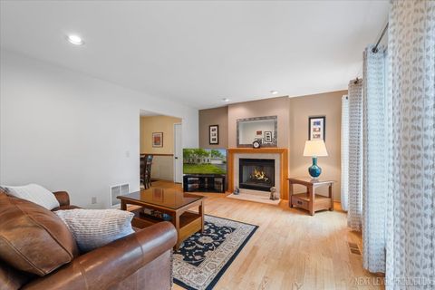 Tiny photo for 133 Autumn Rdg Drive, Montgomery, IL 60538 (MLS # 12400357)