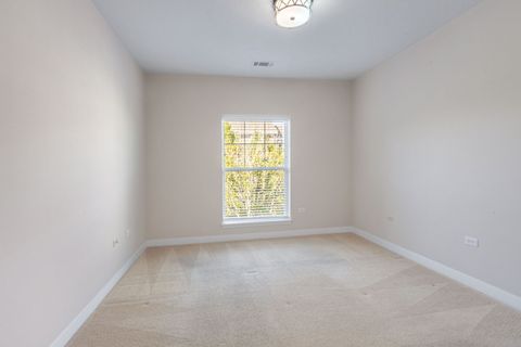 Tiny photo for 2671 Stone Circle #208, Geneva, IL 60134 (MLS # 12482765)