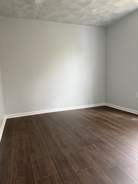 Tiny photo for 102 8th Avenue, Mendota, IL 61342 (MLS # 12516050)