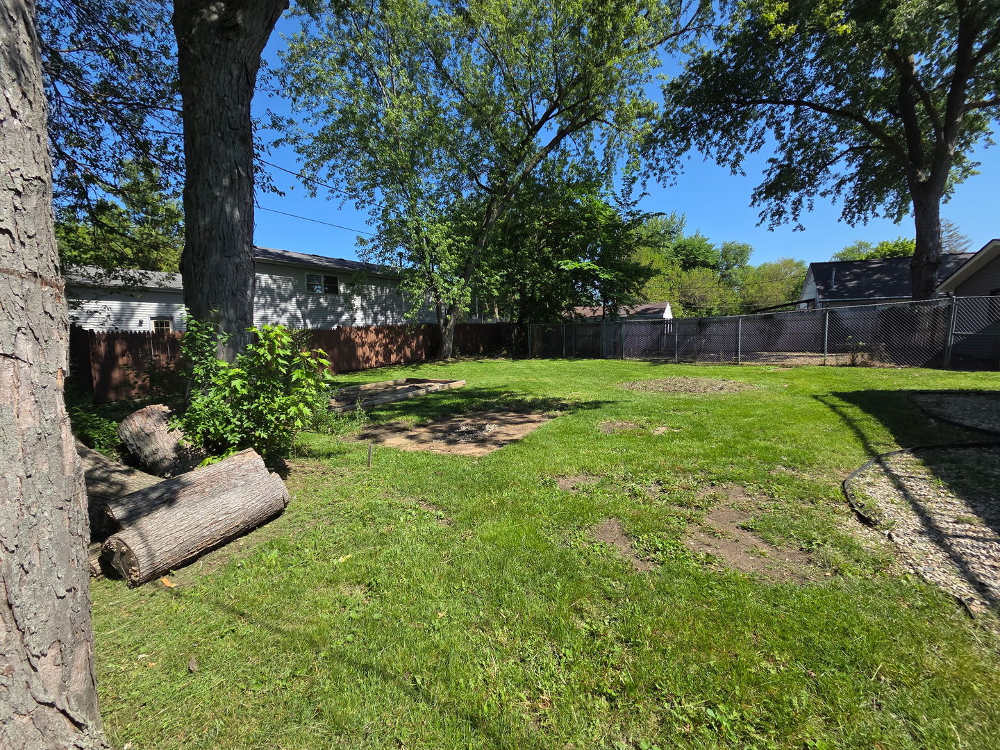 1517 Meadowbrook Drive
