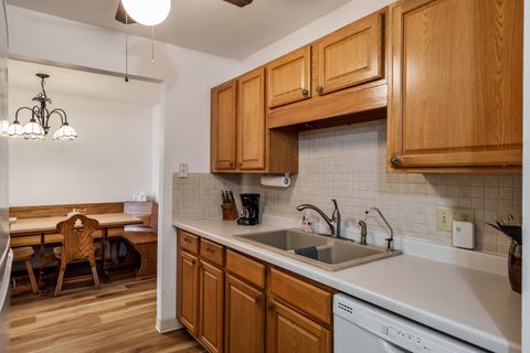 Tiny photo for 2929 Sunnyside Drive #268, Rockford, IL 61114 (MLS # 12581240)