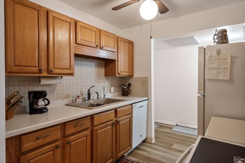 Tiny photo for 2929 Sunnyside Drive #268, Rockford, IL 61114 (MLS # 12581240)