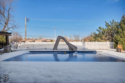 Tiny photo for 14301 Surrey Court, Homer Glen, IL 60491 (MLS # 12534863)