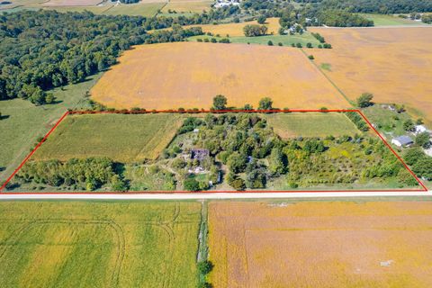 4263 E 16th Road Earlville IL 60518