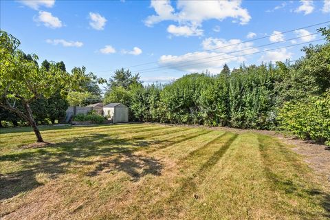 Tiny photo for 407 Sunset Drive, Wilmette, IL 60091 (MLS # 12487461)