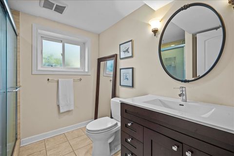 Tiny photo for 407 Sunset Drive, Wilmette, IL 60091 (MLS # 12487461)