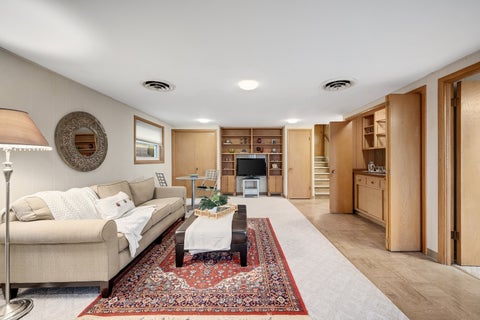 Tiny photo for 1542 Raymond Avenue, La Grange Park, IL 60526 (MLS # 12783836)