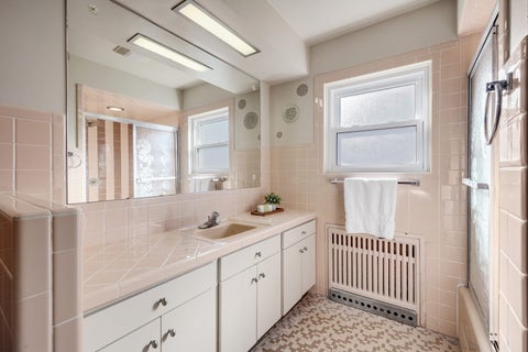 Tiny photo for 1542 Raymond Avenue, La Grange Park, IL 60526 (MLS # 12783836)