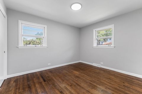 Tiny photo for 1006 E 163rd Street, South Holland, IL 60473 (MLS # 12487732)
