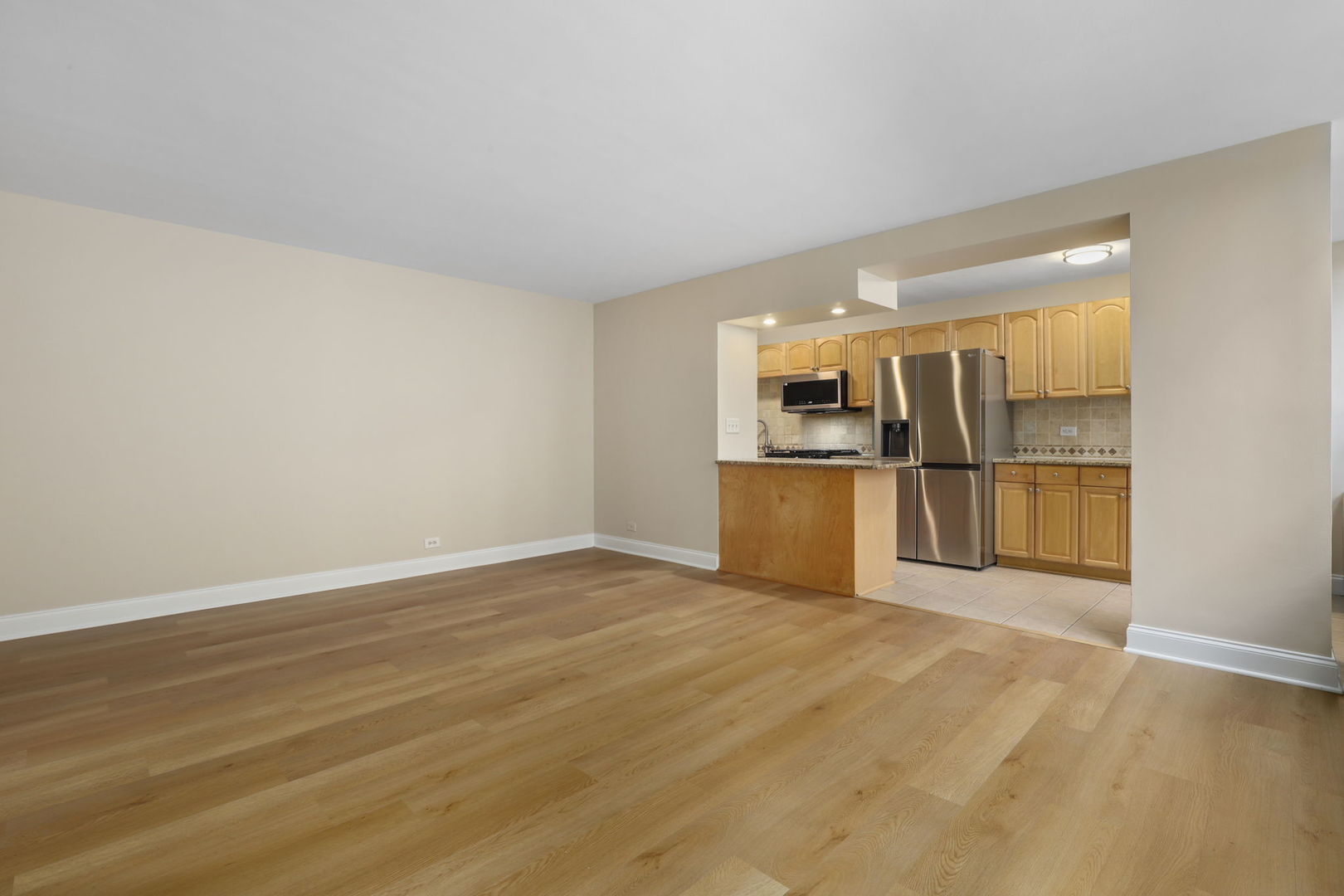 3950 N Lake Shore Drive 720D