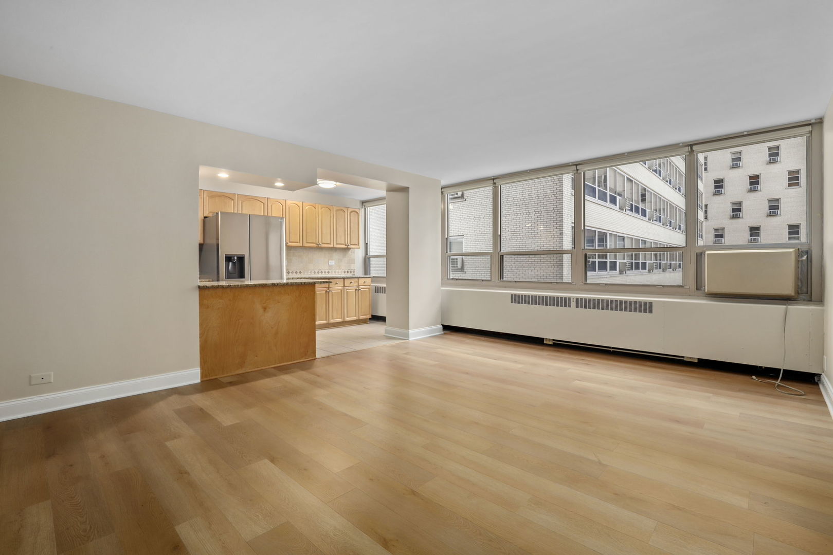 3950 N Lake Shore Drive 720D