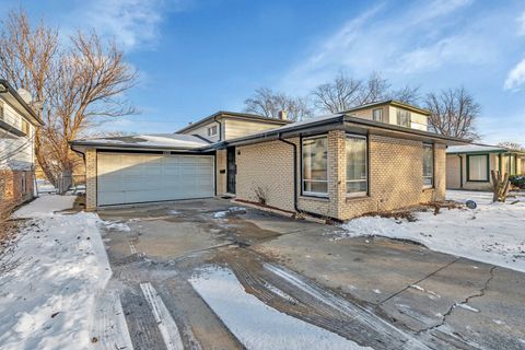 A home in Dolton