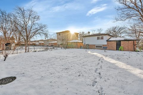 A home in Dolton