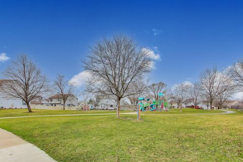 Tiny photo for 158 Jefferson Lane, Streamwood, IL 60107 (MLS # 12633420)