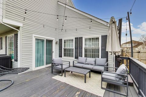 Tiny photo for 158 Jefferson Lane, Streamwood, IL 60107 (MLS # 12633420)