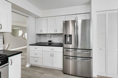 Tiny photo for 158 Jefferson Lane, Streamwood, IL 60107 (MLS # 12633420)