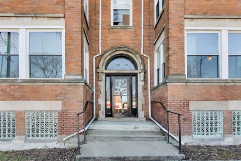 Tiny photo for 1221 E 53rd Street #1, Chicago, IL 60615 (MLS # 12573155)