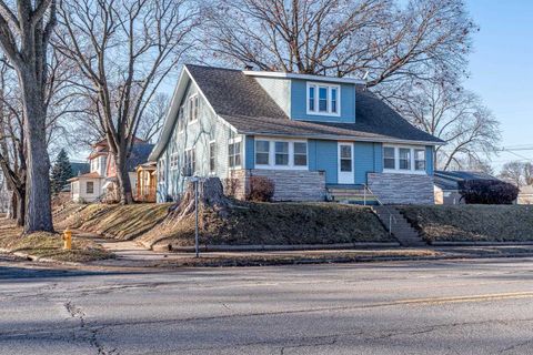 Tiny photo for 1320 11th Street, Rock Island, IL 61201 (MLS # 100000594)