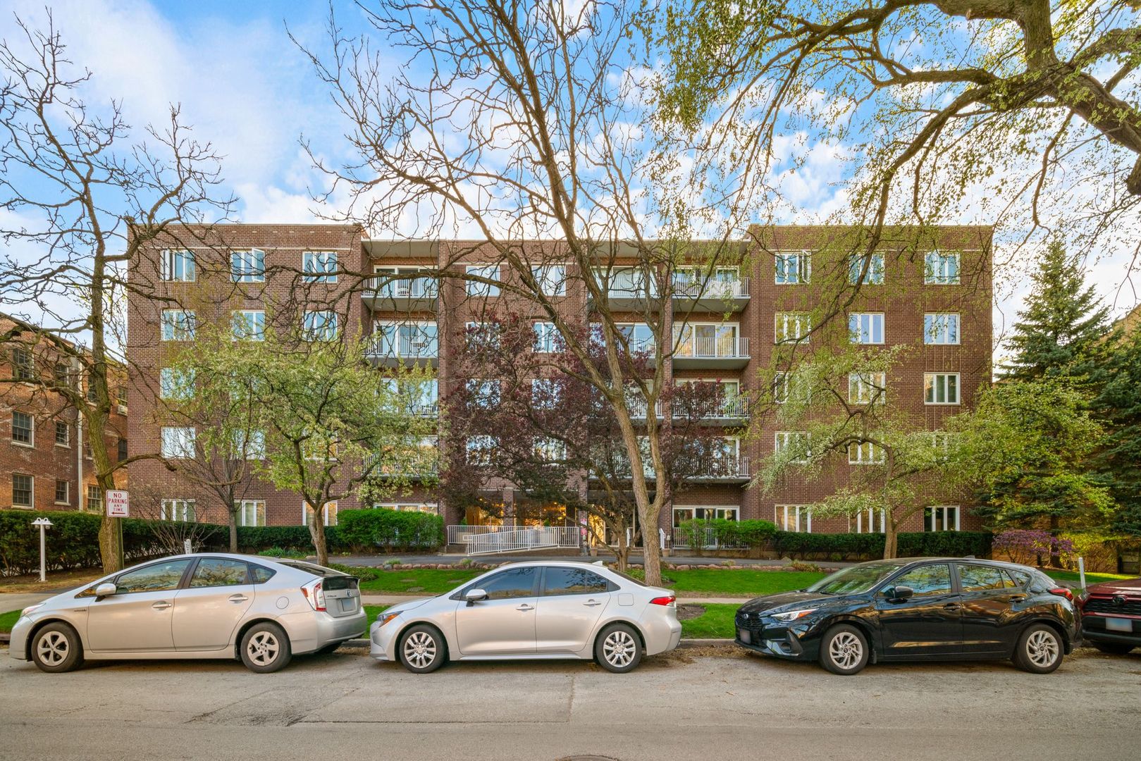 1500 Oak Avenue 3J