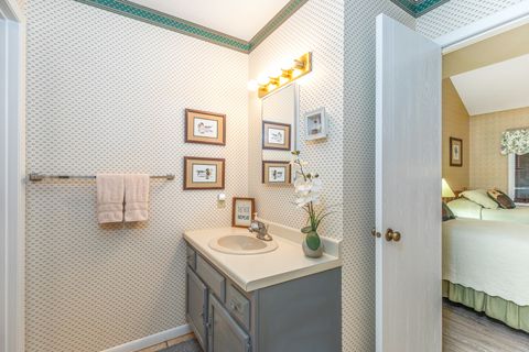 Tiny photo for 41 Spring Creek Lane, Galena, IL 61036 (MLS # 12450839)