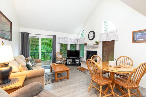 Tiny photo for 41 Spring Creek Lane, Galena, IL 61036 (MLS # 12450839)