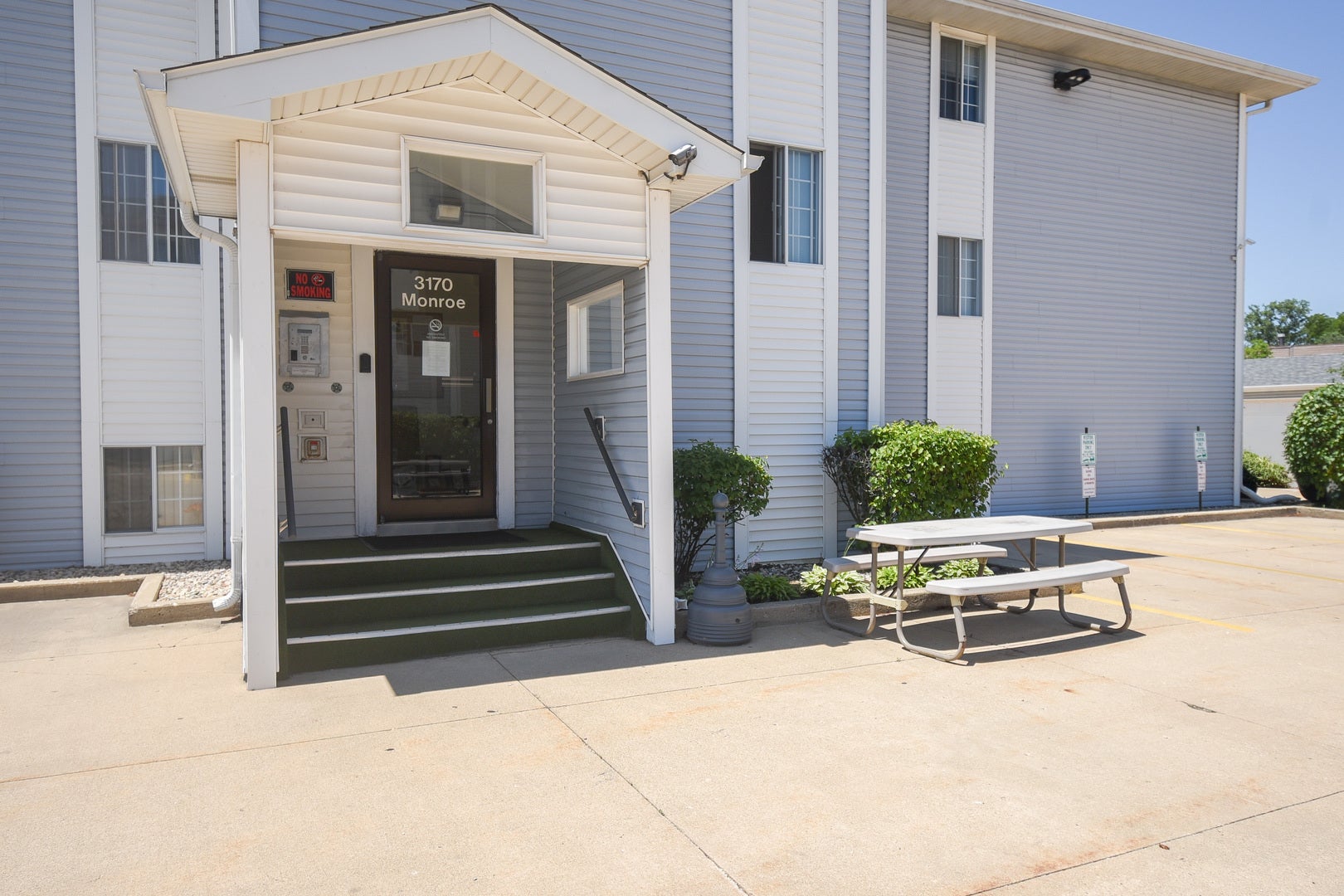 3170 W Monroe Street 112