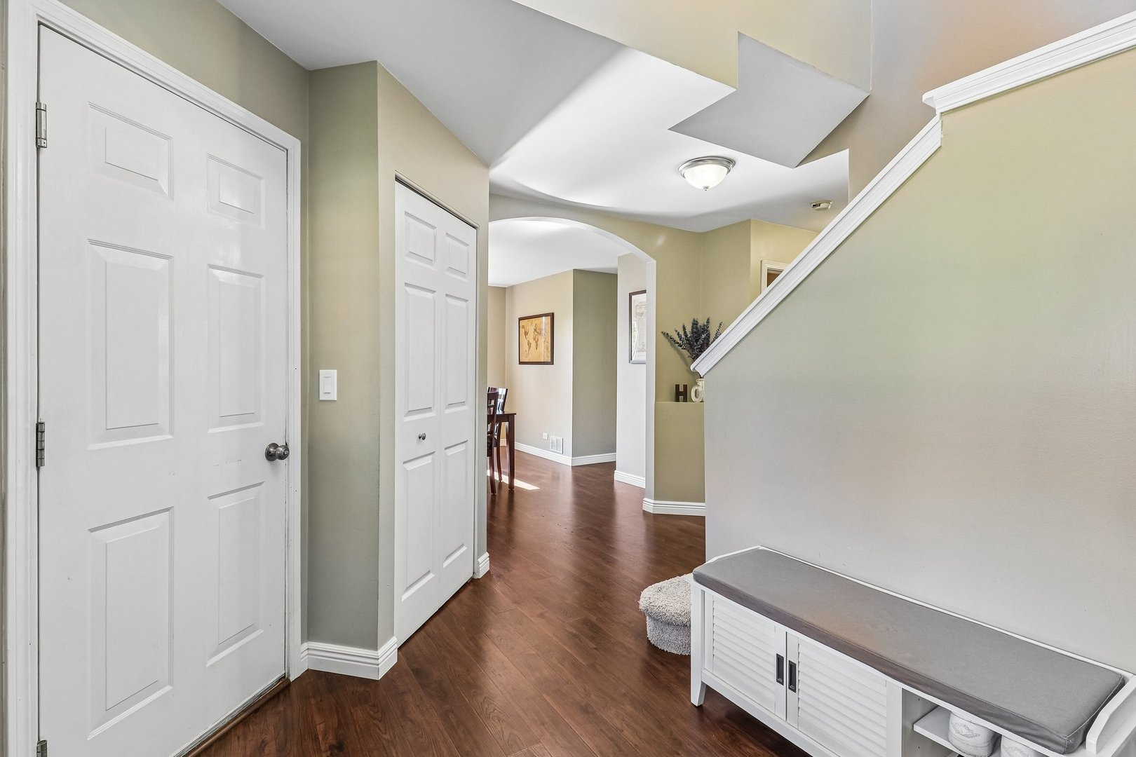 10785 WING POINTE Drive