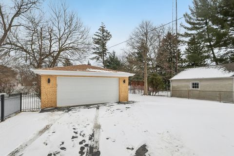 Tiny photo for 419 S Chase Avenue, Lombard, IL 60148 (MLS # 12551245)