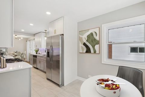 Tiny photo for 419 S Chase Avenue, Lombard, IL 60148 (MLS # 12551245)