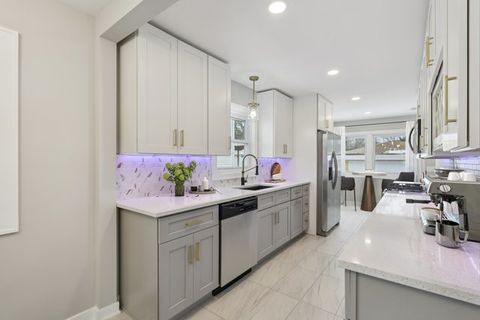 Tiny photo for 419 S Chase Avenue, Lombard, IL 60148 (MLS # 12551245)