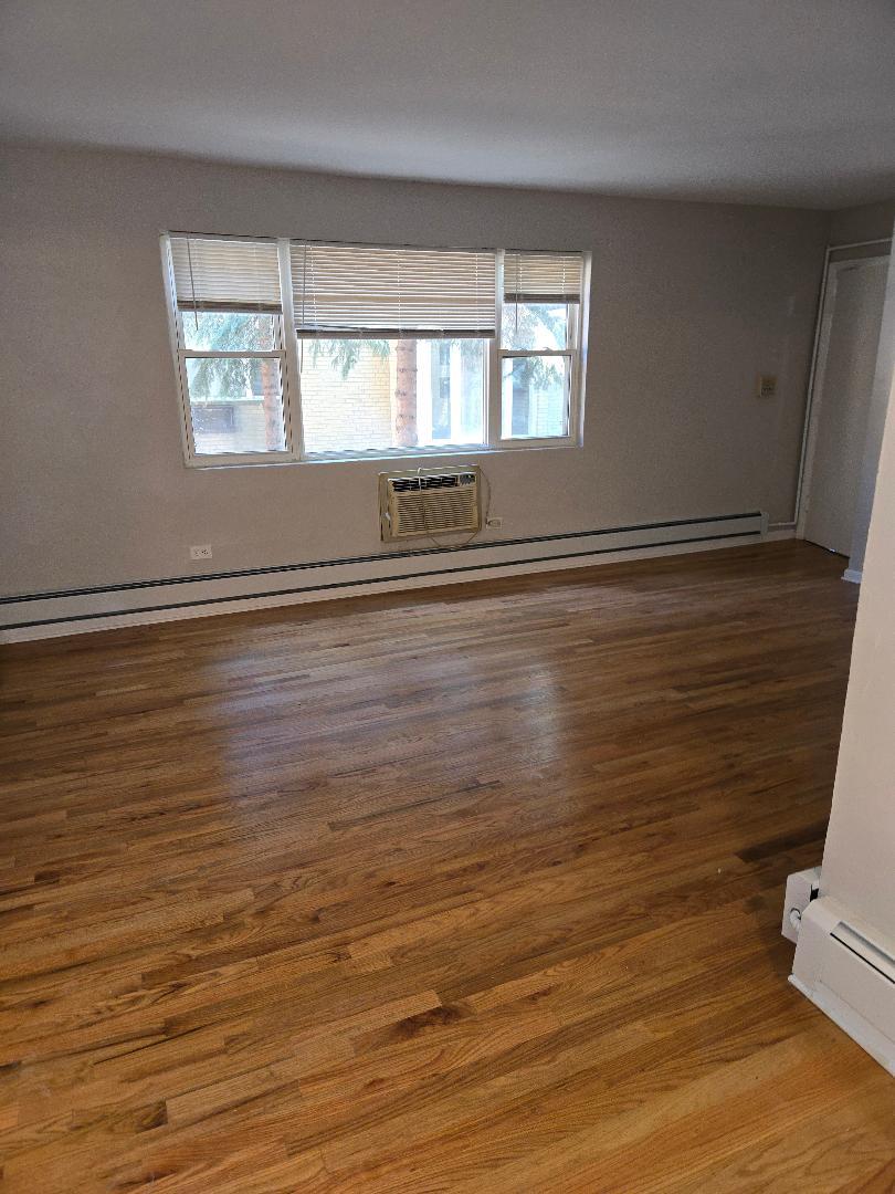 1714 W Touhy Avenue D1N