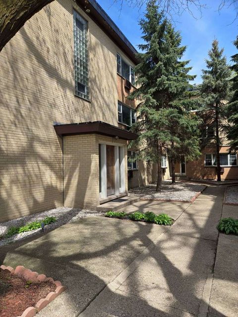 1714 W Touhy Avenue D1N Chicago IL 60626