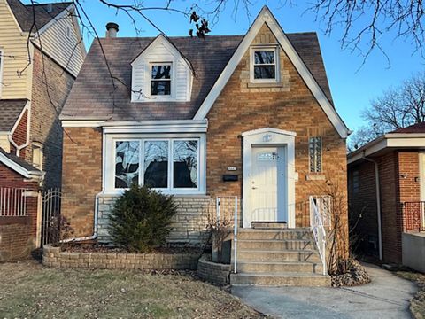 Photo of 3407 N OAK PARK Avenue, Chicago, IL 60634 (MLS # 12545366)