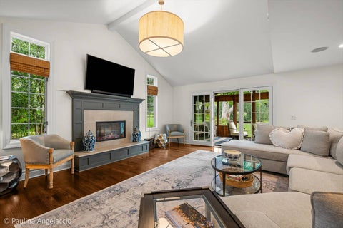 Tiny photo for 743 S Country Drive, Barrington, IL 60010 (MLS # 12563310)