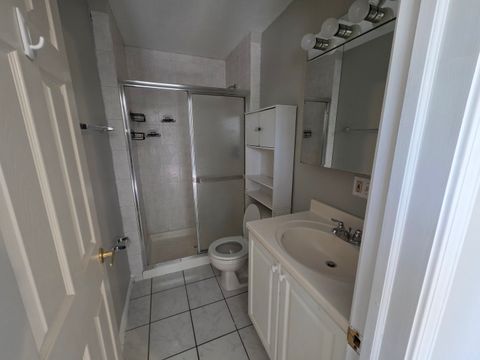 Tiny photo for 910 Beau Drive #202, Des Plaines, IL 60016 (MLS # 12433537)