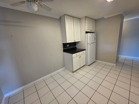 Tiny photo for 910 Beau Drive #202, Des Plaines, IL 60016 (MLS # 12433537)