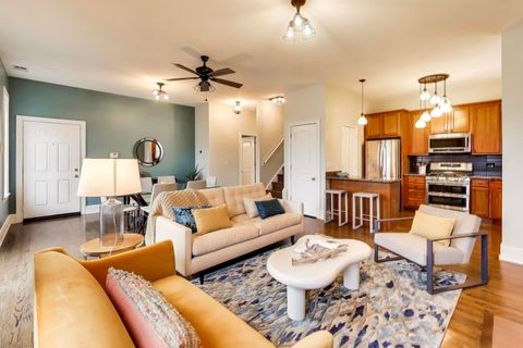 Tiny photo for 3044 W Roscoe Street #2E, Chicago, IL 60618 (MLS # 12583966)