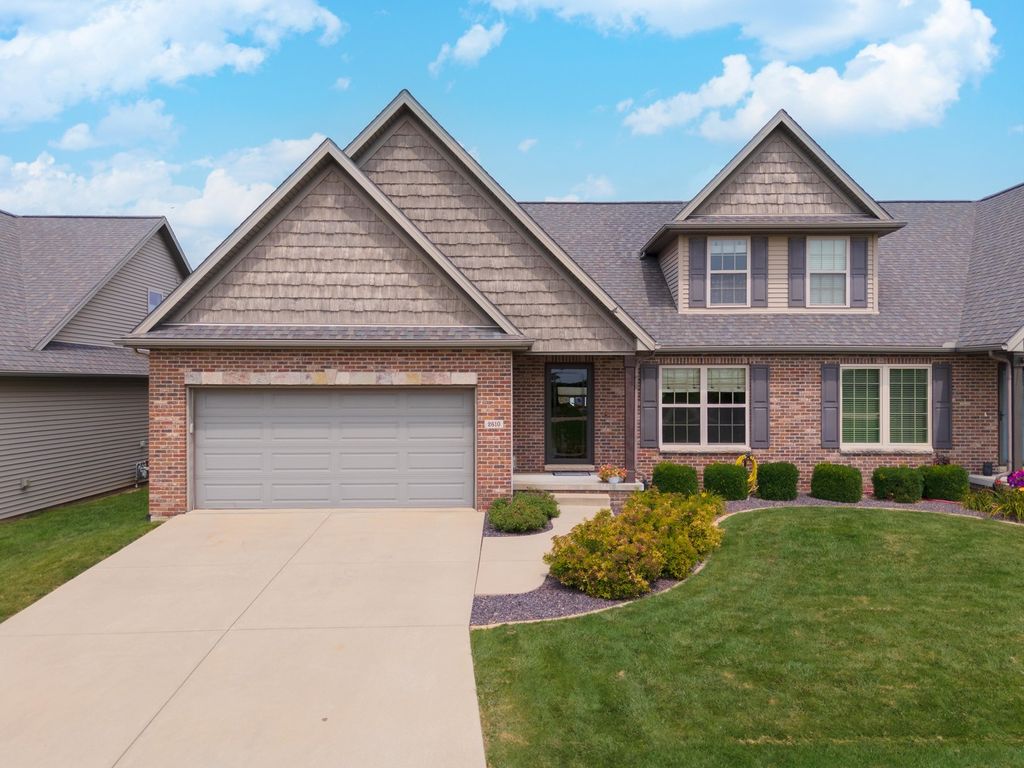 Photo for 2610 Shepard Road, Normal, IL 61761 (MLS # 12441879)