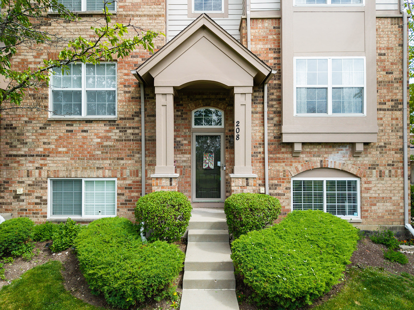 208 Prairie Court
