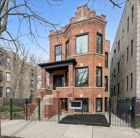 Photo of Chicago, IL 60647 (MLS # 12655451)