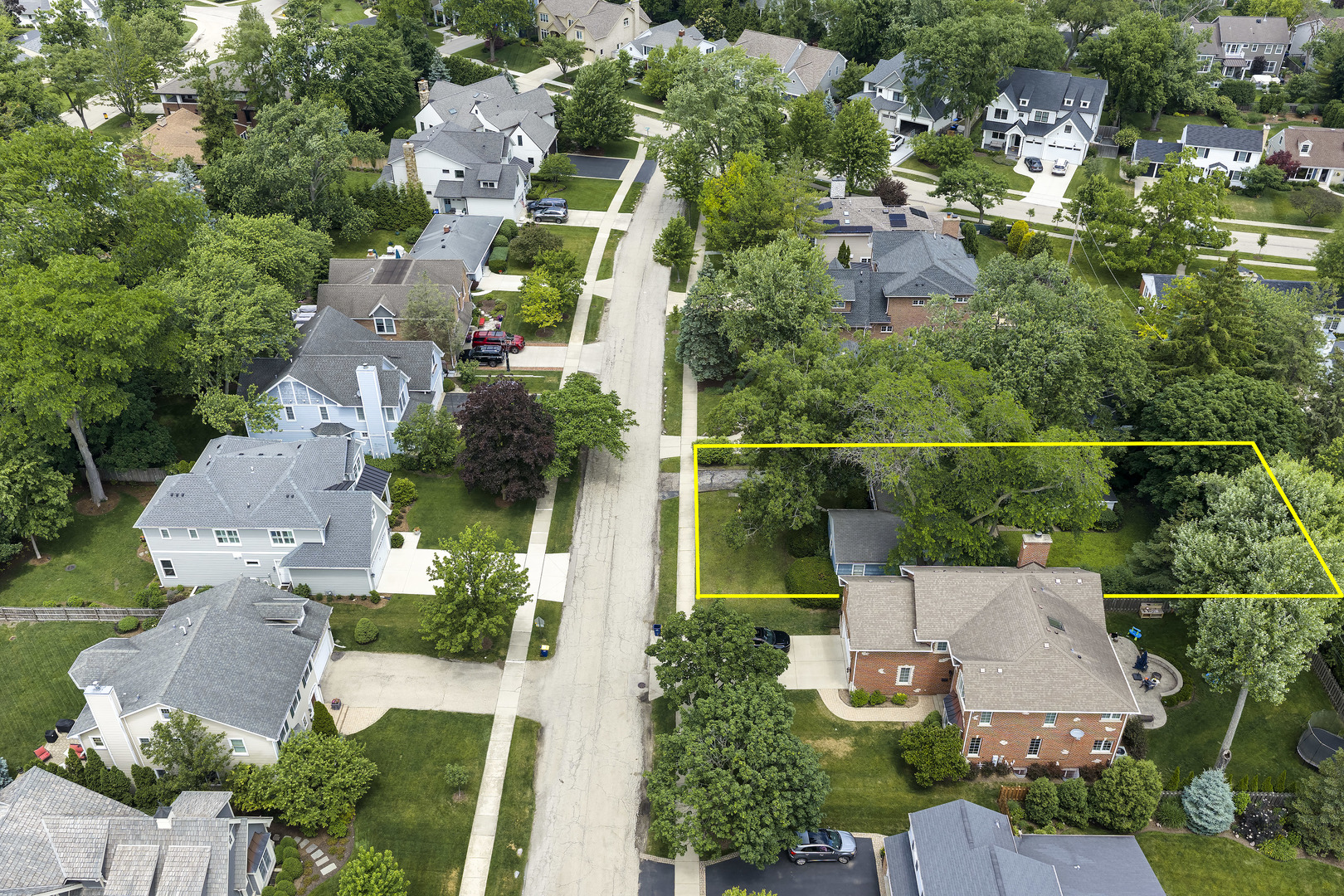 1125 Greenbriar Lane