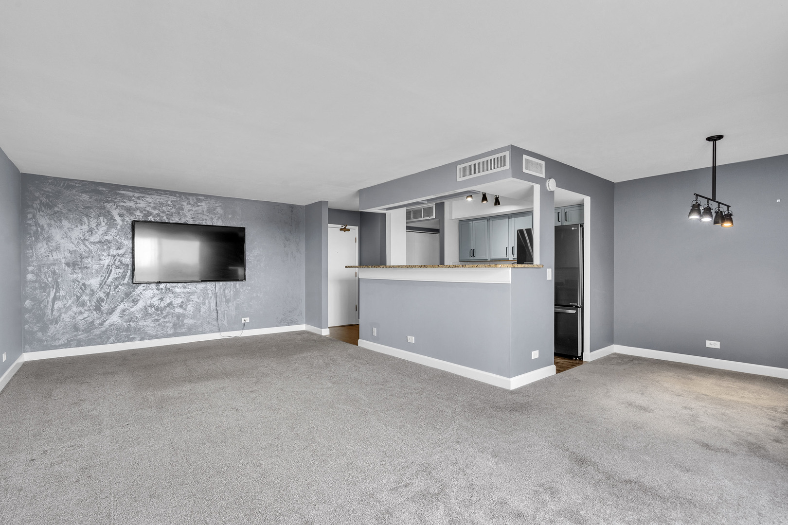 850 Wellington Avenue 515